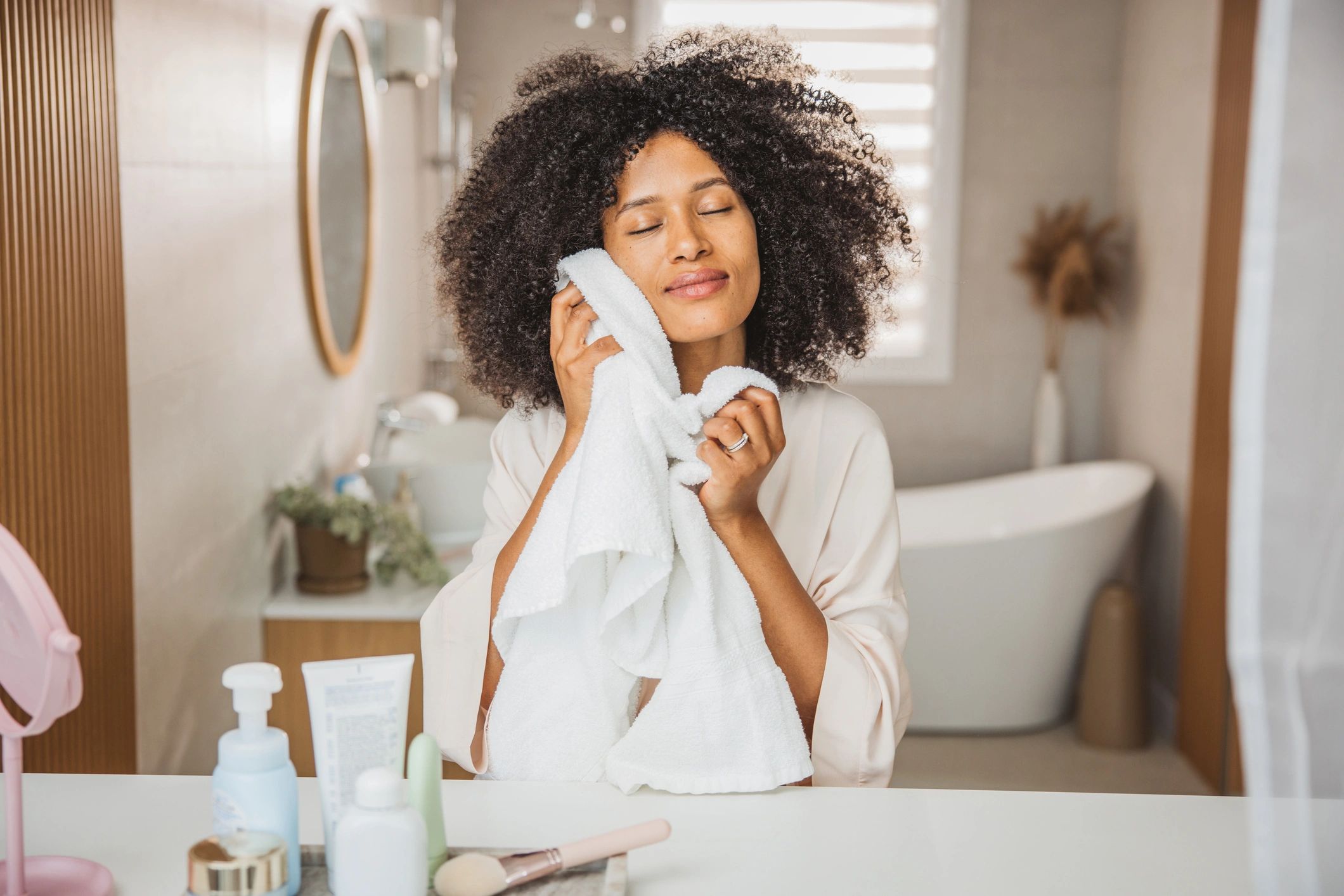 modern wellness contact